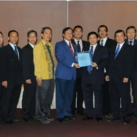 2010-committee-installation-1 4