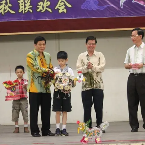 2011-mid-autumn-festival-1 52