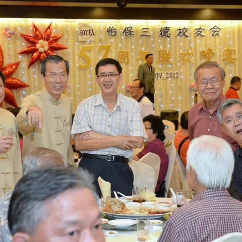 2012-stoba-annual-dinner-1 138