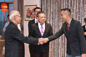 31543904_2125435607686877_100162983849623552_o