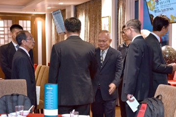 31886533_2125436574353447_979970584710479872_o