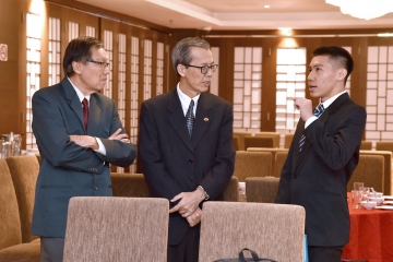 31945196_2125436654353439_497528753870602240_o